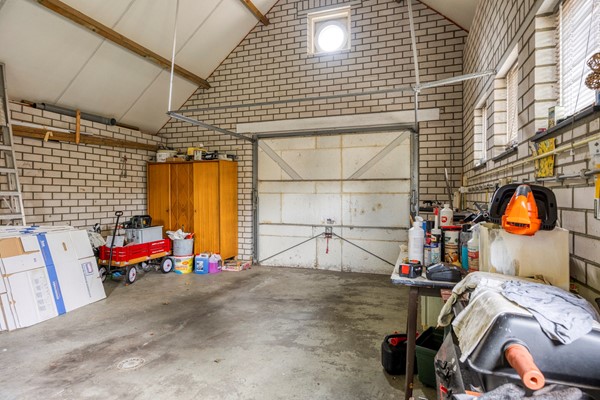 Medium property photo - Sint Barbaraweg 72, 6024 AV Budel-Dorplein